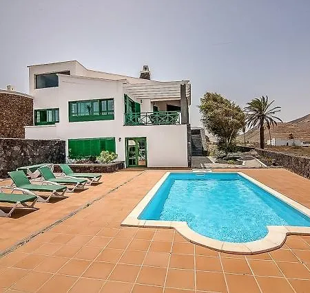Villa Vista Timanfaya à Yaiza  Extérieur photo